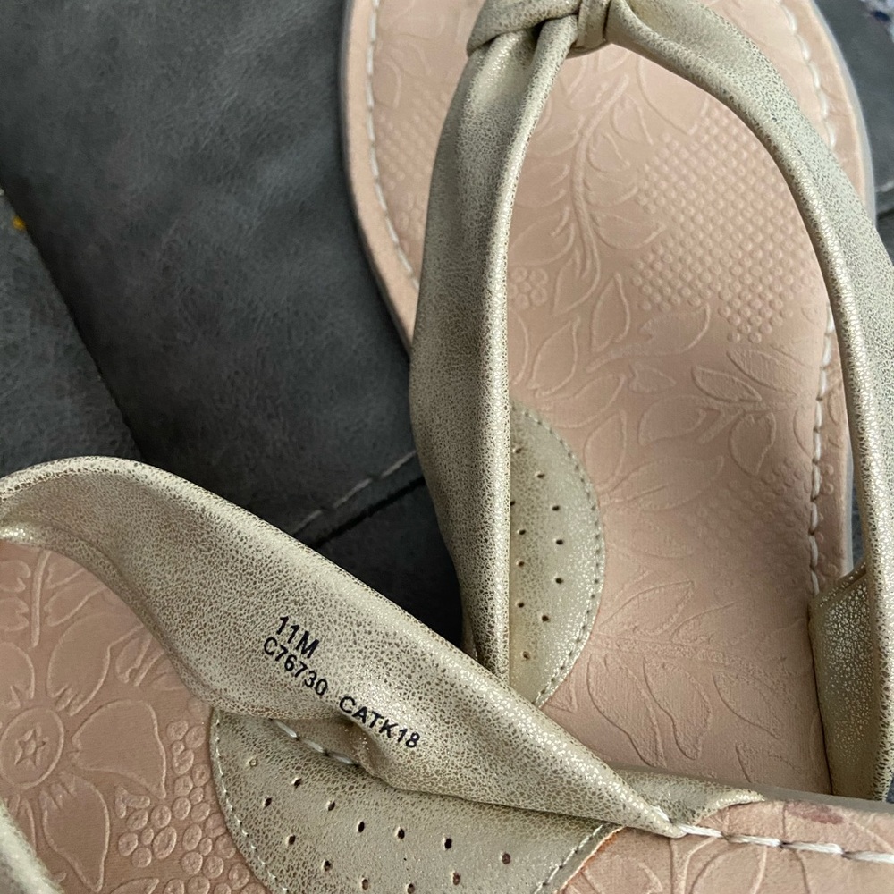 COPY - B.O.C. Slip on Sandals size 11